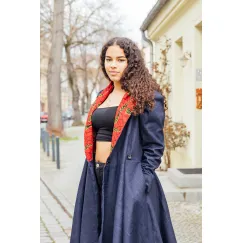 Hoodie-Wickelkleid Rot Vorderseite