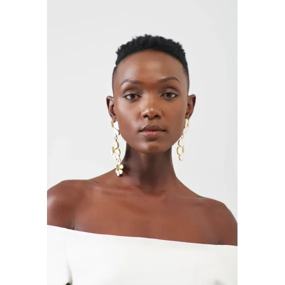 Blumen-Ohrring Vorne