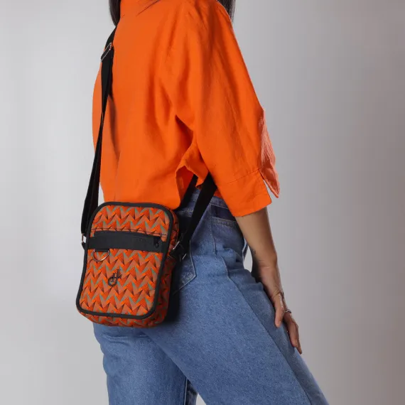 Shweshwe Umhängetasche Orange getragen seitlich