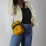 Shweshwe Umhängetasche Gelb getragen